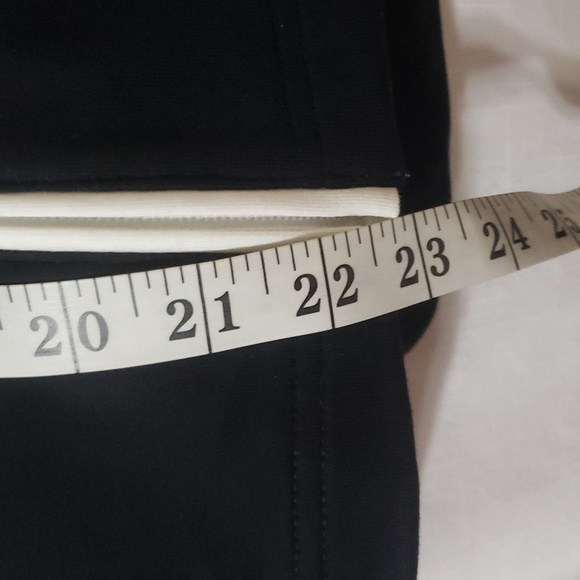 Lauren by Ralph Laren. Black & White; Full Zip; 3 Pocket Jacket. EUC. Size XL - Picture 12 of 15